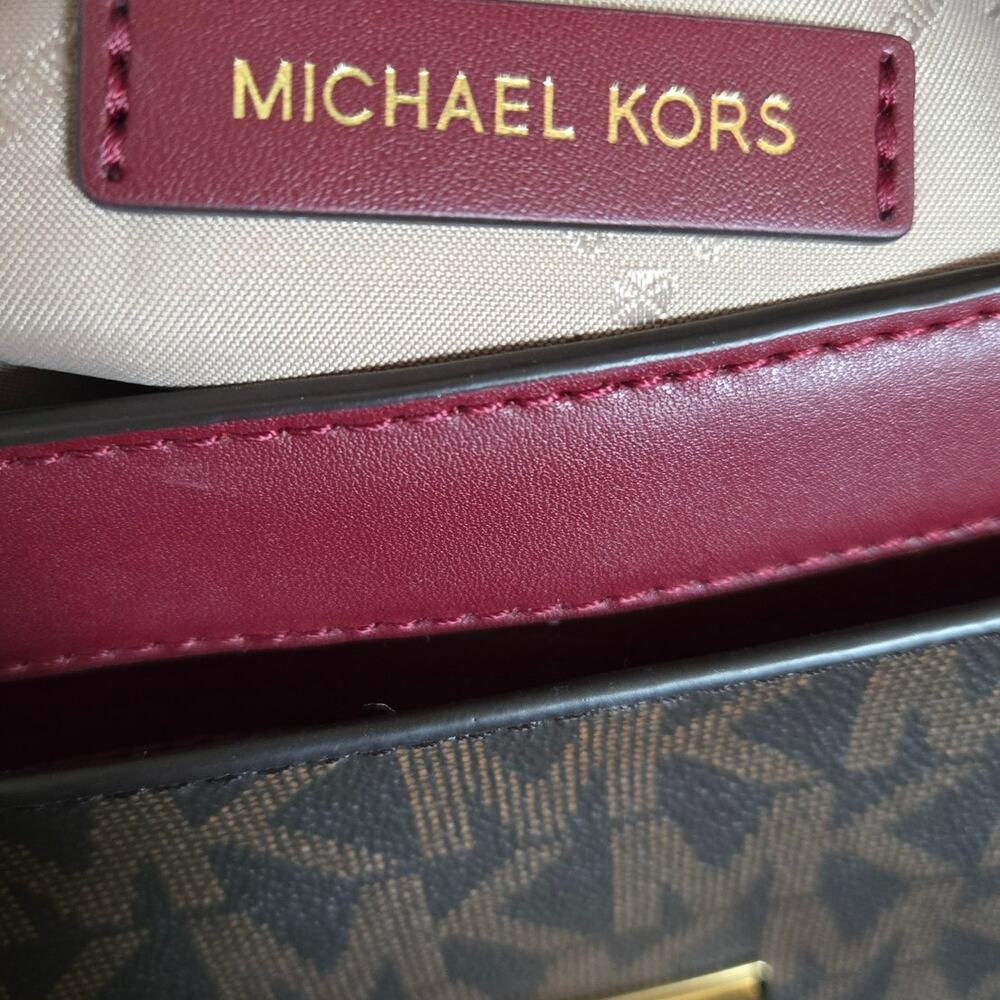 Michael Kors Medium Manhattan Leather Logo Cherry Red Satchel Convertible Bag - Picture 8 of 9